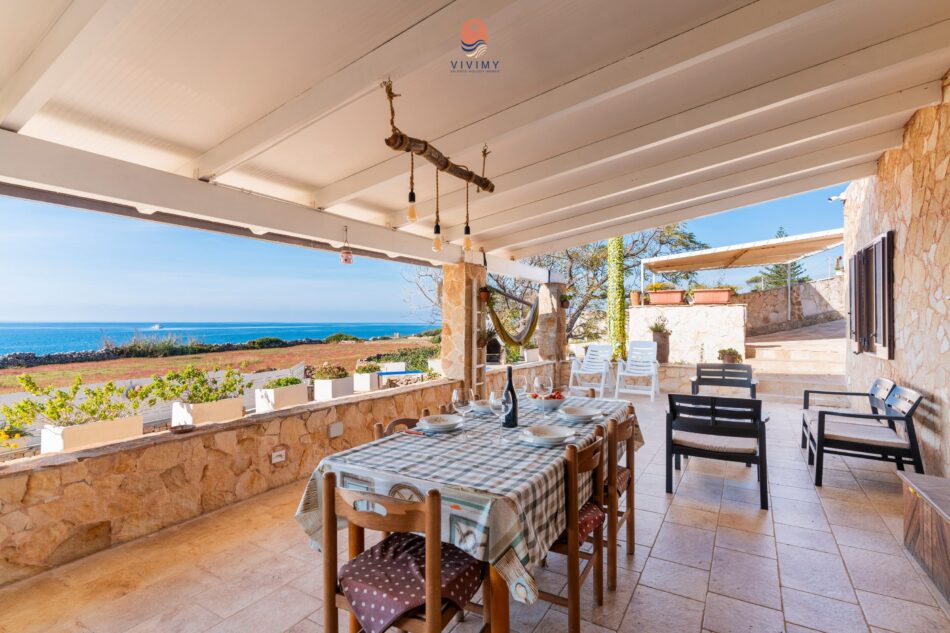 porticato vista mare