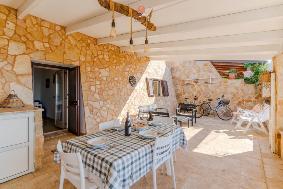 spazio esterno coperto - vista mare